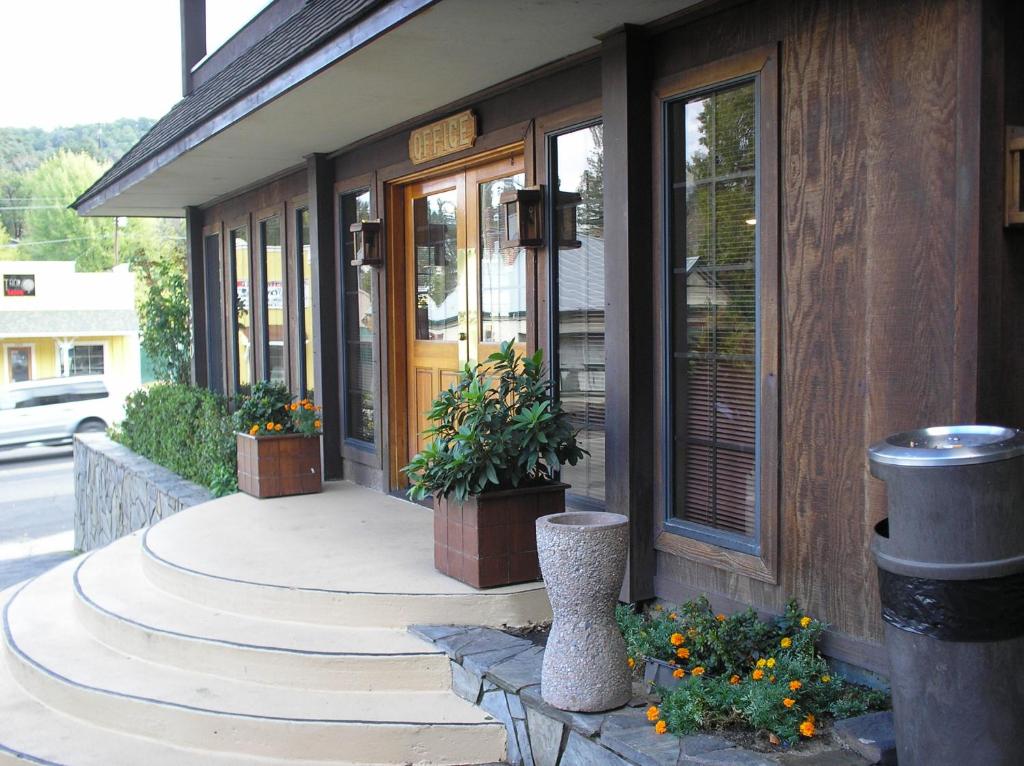 Heritage Inn - Yosemite/Sonora | Best Hotel in Sonora, CA
